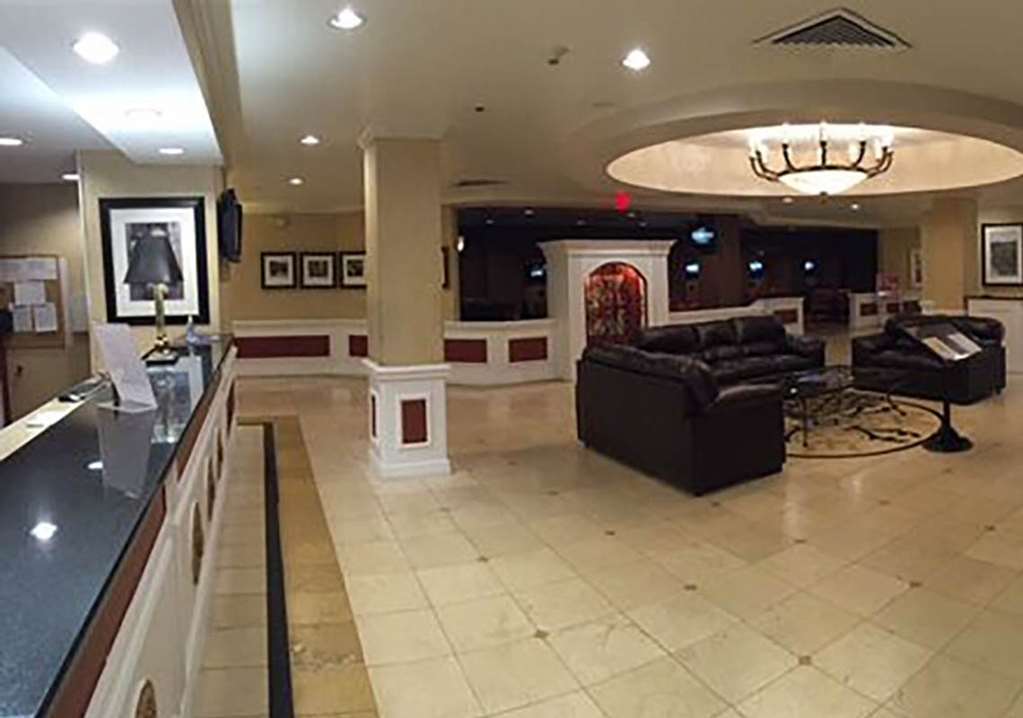 Clarion Hotel 印第安納波利斯 内观 照片