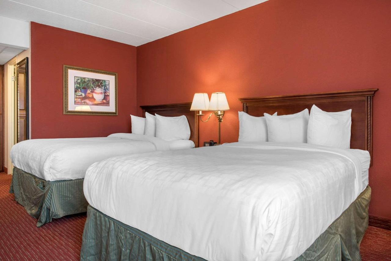 Clarion Hotel 印第安納波利斯 外观 照片