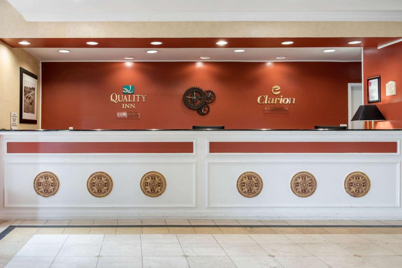Clarion Hotel 印第安納波利斯 外观 照片